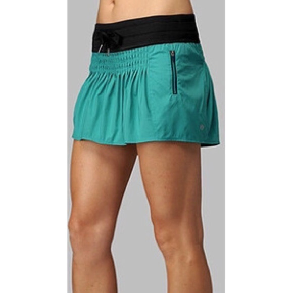 lululemon athletica Skirts Lululemon Run Revitalize Athletic Skort